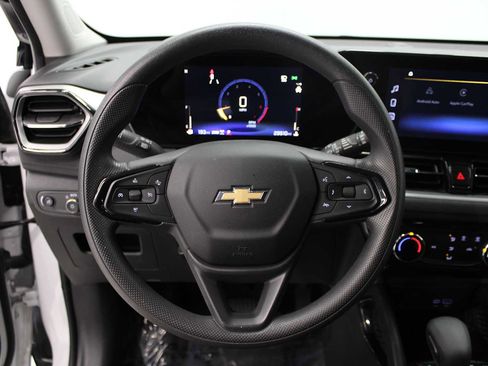 Used 2024 Chevrolet TrailBlazer LT image 18