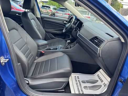 Used 2024 Volkswagen Jetta SE FWD image 29