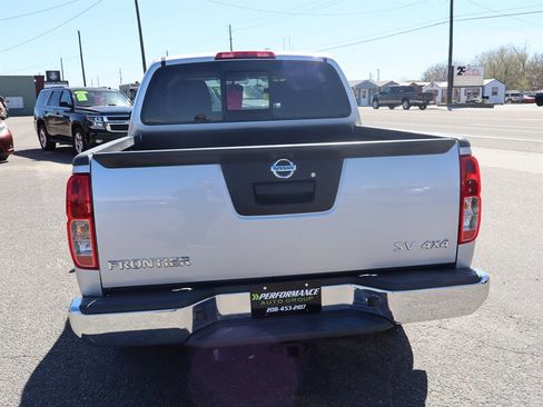 Used 2019 Nissan Frontier SV AWD/4WD image 6