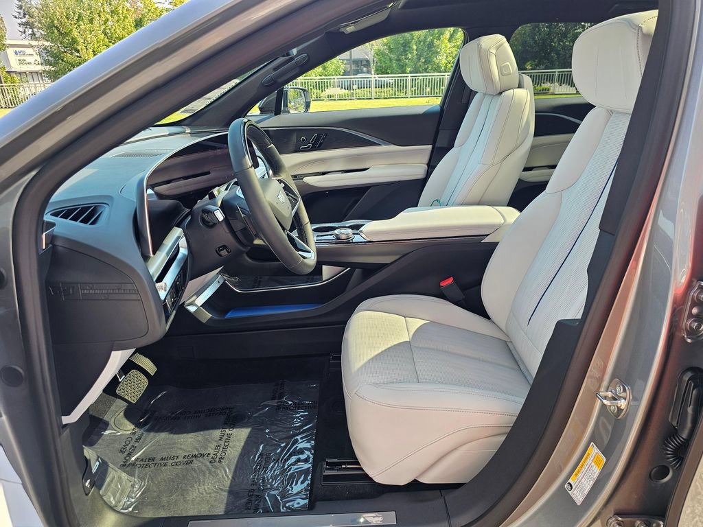 New 2026 Cadillac Lyriq Sport AWD/4WD image 20