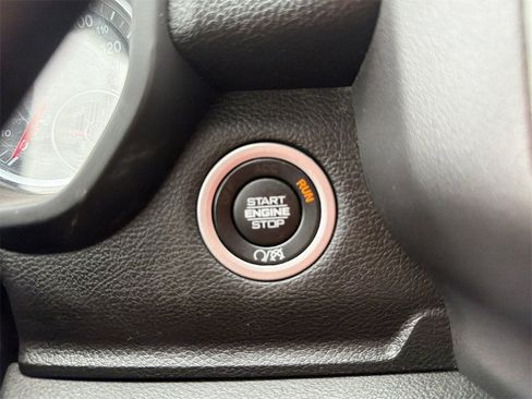 Used 2022 RAM 2500 Big Horn w/ Cold Weather Group image 27