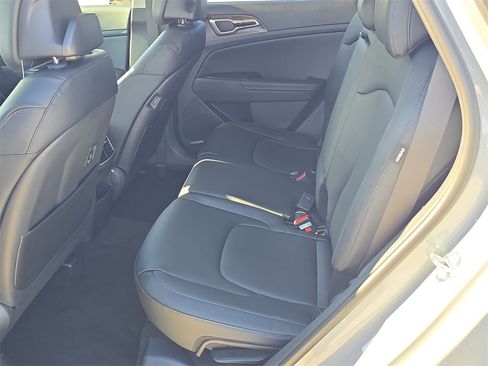 New 2026 Kia Sportage EX image 19