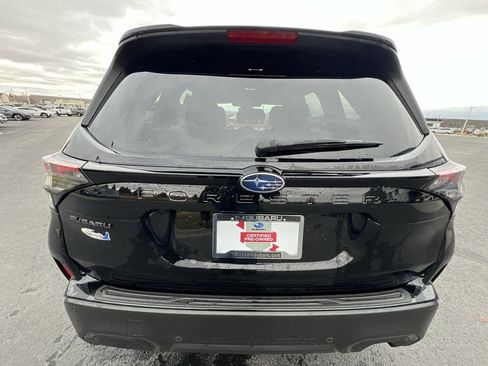 Certified 2025 Subaru Forester Limited image 33