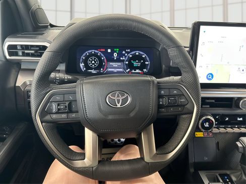 Used 2026 Toyota Tacoma TRD Sport w/ TRD Sport Premium Package AWD/4WD image 16