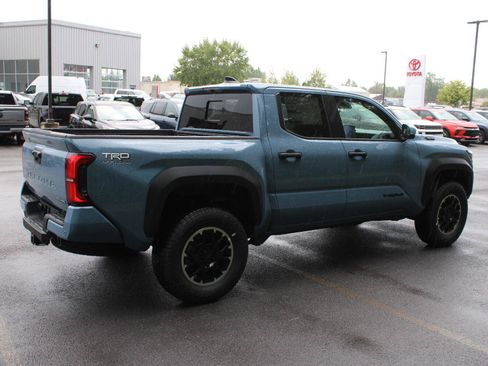 New 2026 Toyota Tacoma TRD Off-Road AWD/4WD image 4