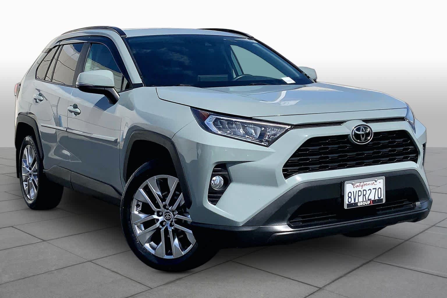 Used 2021 Toyota RAV4 XLE Premium AWD/4WD image 2