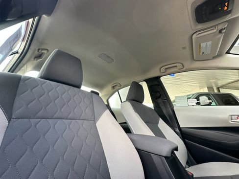 Used 2023 Toyota Corolla LE w/ Carpet Mat Package (TMS) image 16