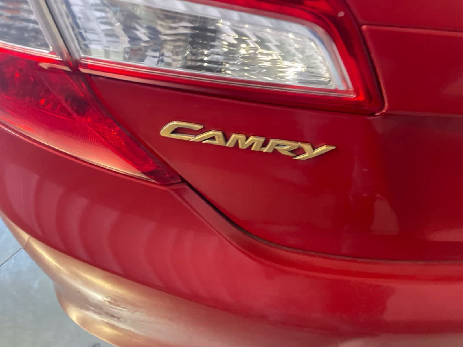 Used 2012 Toyota Camry LE FWD image 19