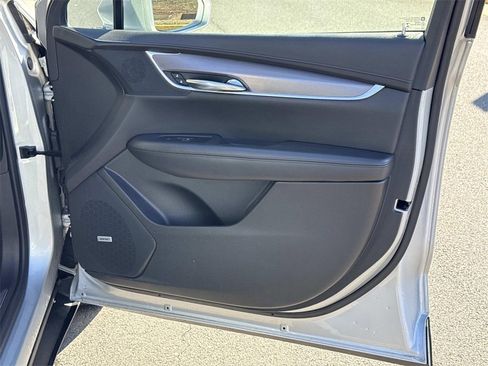 Used 2019 Cadillac XT5 Premium Luxury image 10