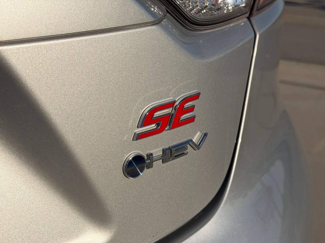 Used 2025 Toyota Corolla SE w/ Convenience Package FWD image 11
