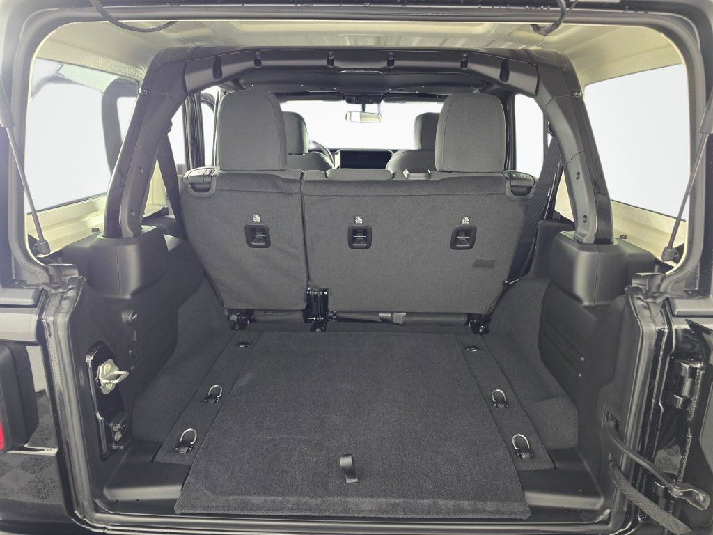 New 2026 Jeep Wrangler Unlimited Sport AWD/4WD image 15