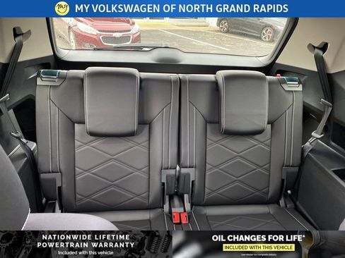 New 2026 Volkswagen Atlas SE image 27