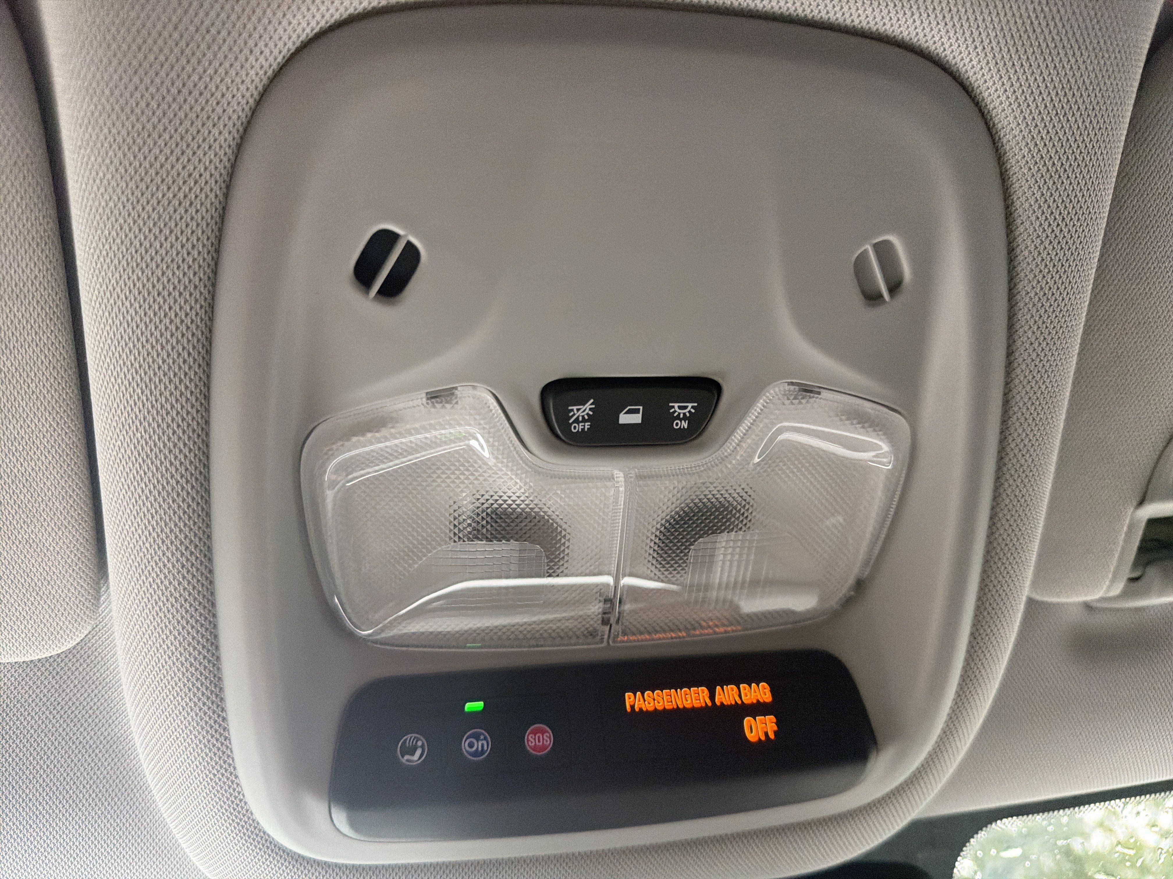 Used 2023 Chevrolet TrailBlazer LT FWD image 23
