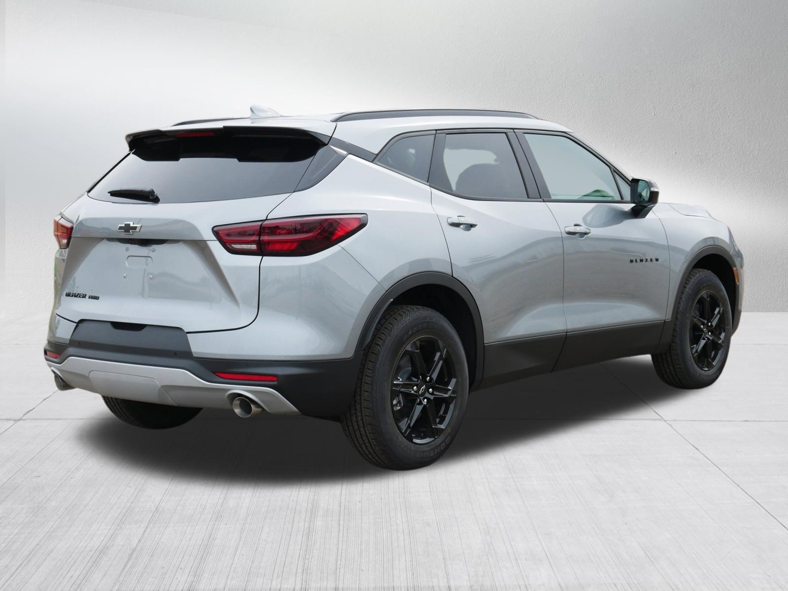 New 2026 Chevrolet Blazer LT w/ Sound & Technology Package AWD/4WD image 5