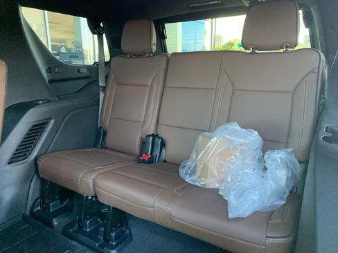 New 2026 Chevrolet Tahoe High Country image 14