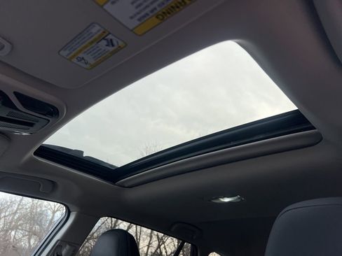 Used 2020 Subaru Outback Limited w/ Popular Package #2 image 4