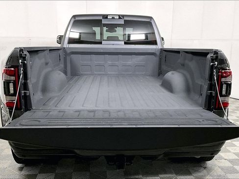 Used 2022 RAM 3500 Laramie w/ Night Edition image 36