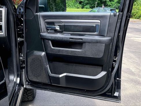 Used 2022 RAM 1500 Warlock AWD/4WD image 26
