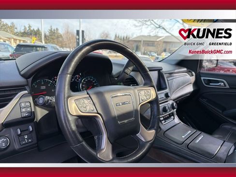 Used 2018 GMC Yukon XL Denali image 11