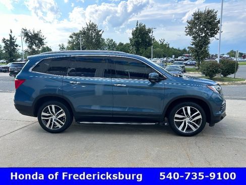 Used 2017 Honda Pilot Touring image 7