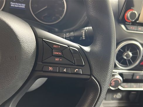 Used 2025 Nissan Sentra S image 26