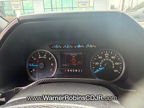 Used 2015 Ford F150 XLT w/ Equipment Group 302A Luxury AWD/4WD image 20