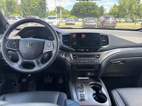 Used 2023 Honda Passport EX-L image 6