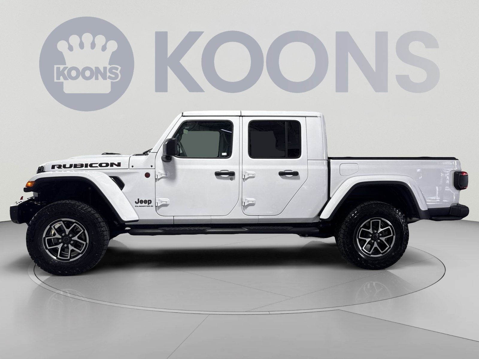 Used 2024 Jeep Gladiator Rubicon AWD/4WD image 7