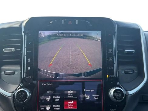 Used 2020 RAM 1500 Big Horn AWD/4WD image 9