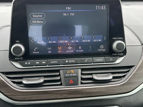 Used 2024 Nissan Altima 2.5 SV image 28