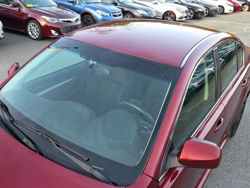 Used 2010 Subaru Legacy 2.5i Premium AWD/4WD image 24