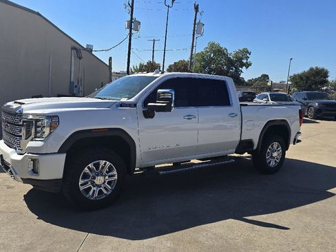 Used 2022 GMC Sierra 2500 Denali w/ Denali Ultimate Package AWD/4WD image 1