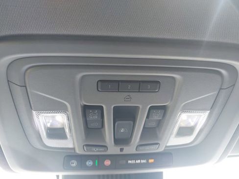 Used 2025 Chevrolet Silverado 1500 LTZ w/ Technology Package image 26