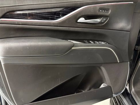 Used 2023 Cadillac Escalade ESV Sport image 13