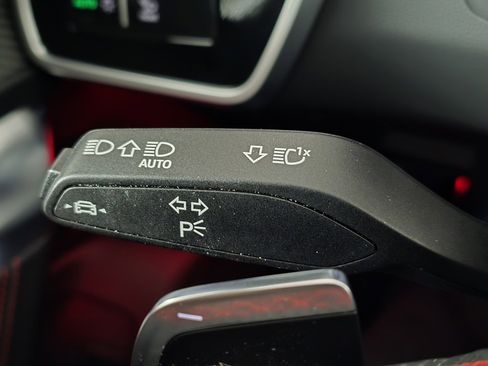 Used 2025 Audi S6 Prestige image 26