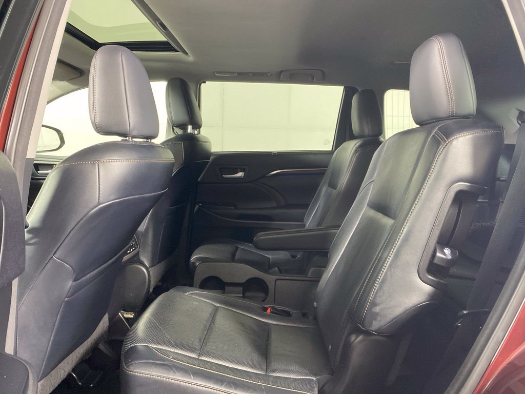Used 2014 Toyota Highlander Limited AWD/4WD image 13