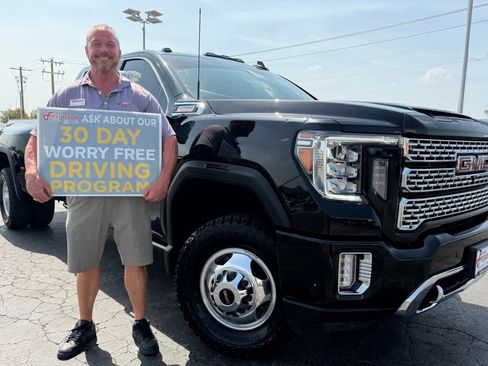 Used 2022 GMC Sierra 3500 Denali AWD/4WD image 1
