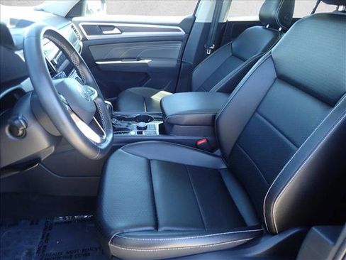 Used 2022 Volkswagen Atlas SE image 12