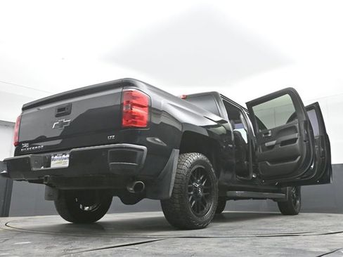 Used 2015 Chevrolet Silverado 1500 LTZ Z71 w/ Midnight Edition image 52