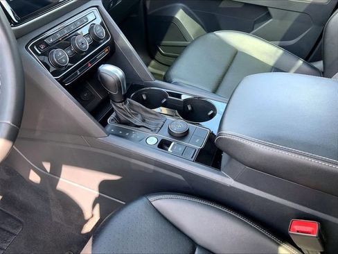 Used 2022 Volkswagen Atlas SE AWD/4WD image 16