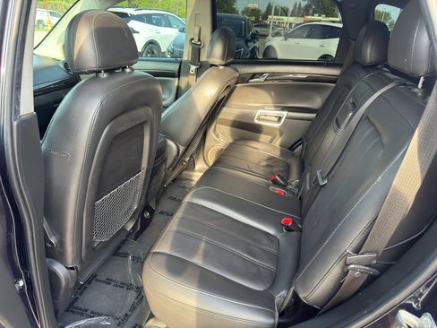 Used 2014 Chevrolet Captiva Sport LTZ FWD image 12