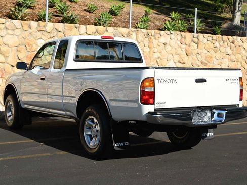 Used 1998 Toyota Tacoma 4x4 Xtracab V6 image 5