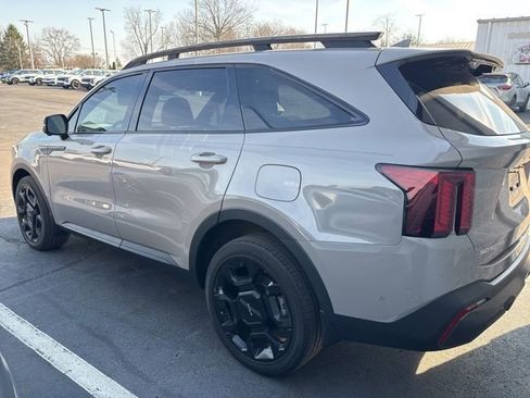 Used 2024 Kia Sorento SX Prestige w/ Olive Brown Leather Package image 5