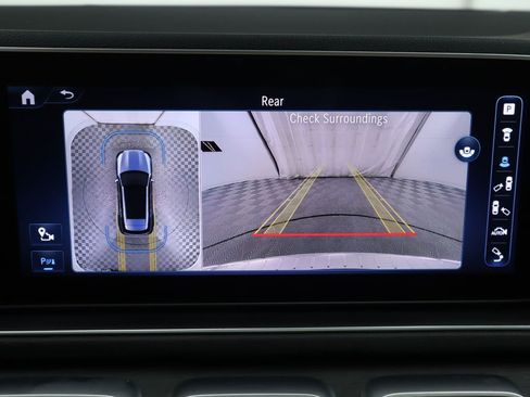 Used 2024 Mercedes-Benz GLE 450 4MATIC image 16