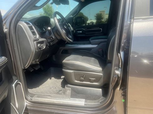 Used 2022 RAM 2500 Laramie w/ Night Edition AWD/4WD image 3