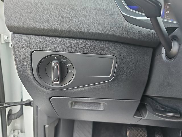 Used 2024 Volkswagen Tiguan SE FWD image 36