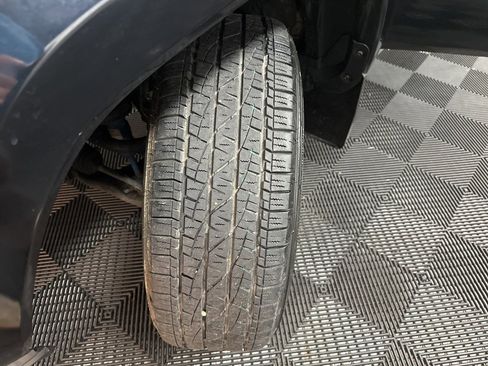 Used 2019 Toyota Tacoma TRD Sport image 41