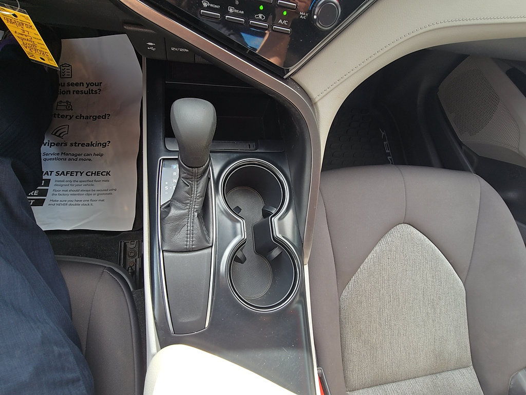 Used 2019 Toyota Camry LE FWD image 13