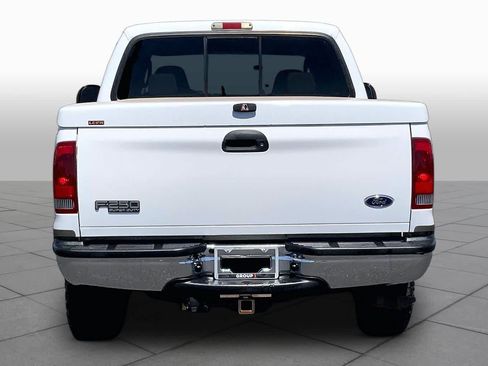 Used 2004 Ford F250 XL RWD image 4