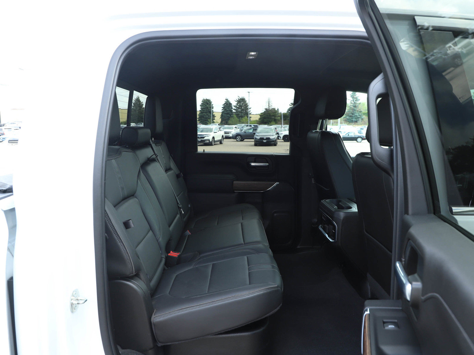 Used 2020 Chevrolet Silverado 3500 High Country w/ Technology Package AWD/4WD image 14
